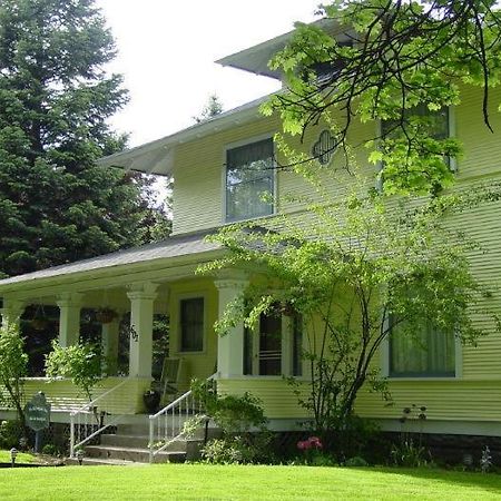 The Mcfarland Inn Bed And Breakfast 코어 드얼린 외부 사진