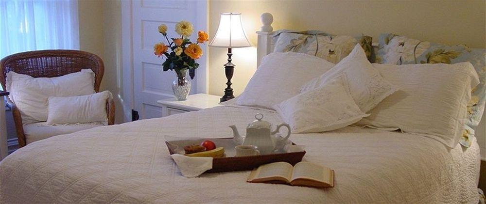 The Mcfarland Inn Bed And Breakfast 코어 드얼린 외부 사진
