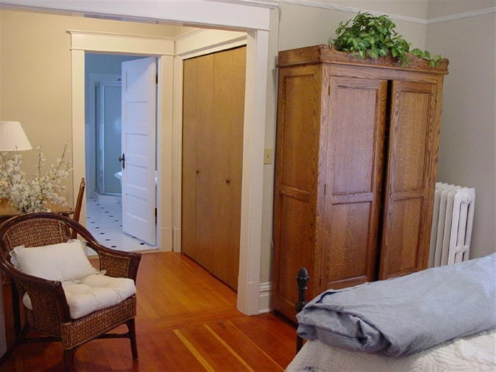 The Mcfarland Inn Bed And Breakfast 코어 드얼린 외부 사진