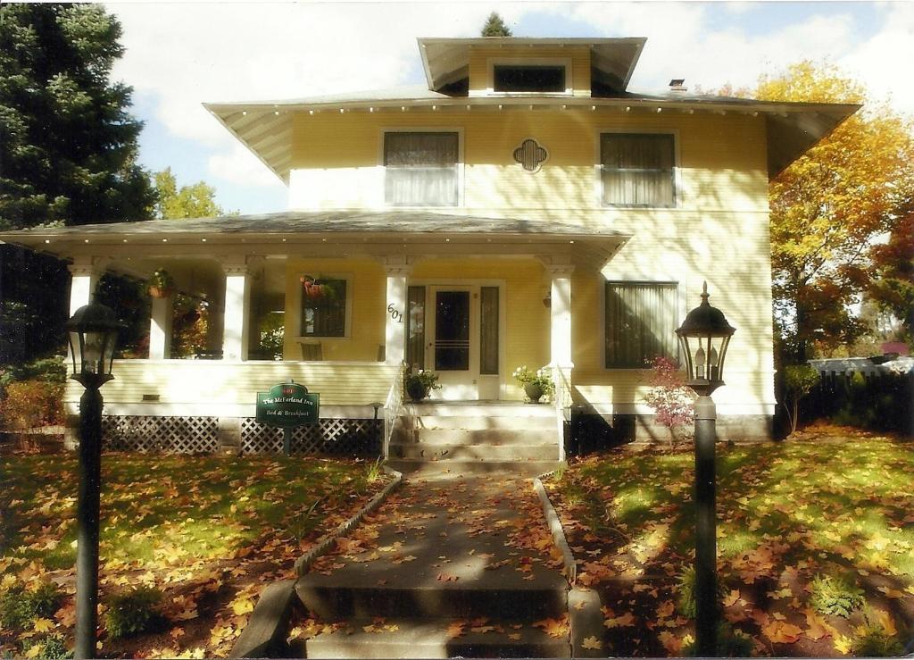 The Mcfarland Inn Bed And Breakfast 코어 드얼린 외부 사진